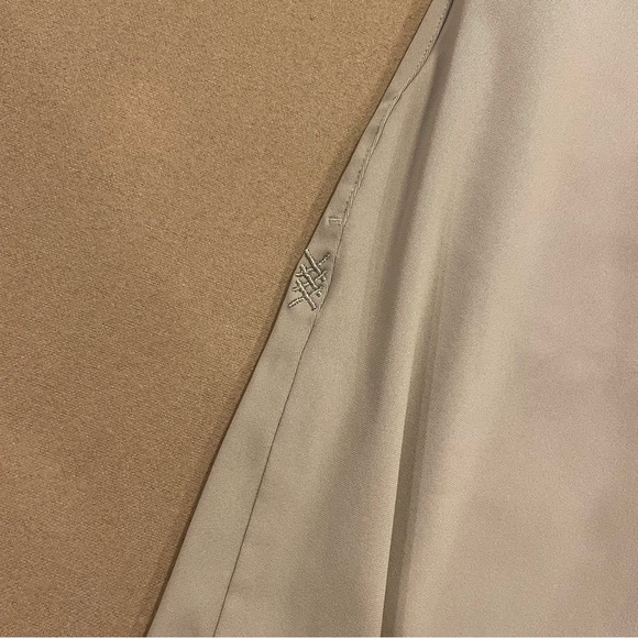 Rhône Men’s Commuter 11” Inseam Khaki Shorts Size 38 - Picture 3 of 14